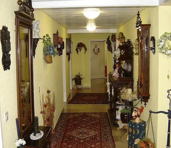 Haus Iris בית הארחה בודנמאיס